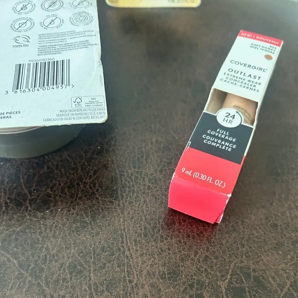 4 PIECE Drug Store MAKEUP Bundle COVERGIRL medium Skintones
